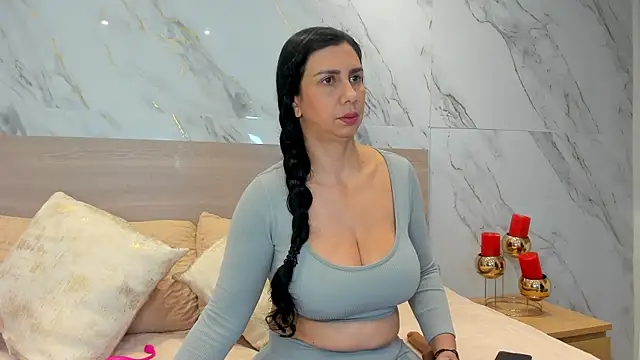 Snapshot of jhasly_am chatting on June 8, 2026, 12:06 pm jhasly am online show from June 8, 2026, 12:06 pm