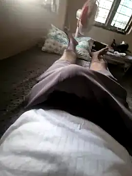 Yours daddy6728 online show from March 17, 2026, 12:41 pm