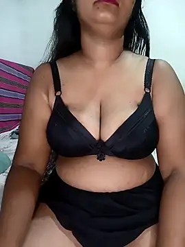 Snapshot of Reesha_99 chatting on April 30, 2026, 11:42 pm Reesha 99 online show from April 30, 2026, 11:42 pm