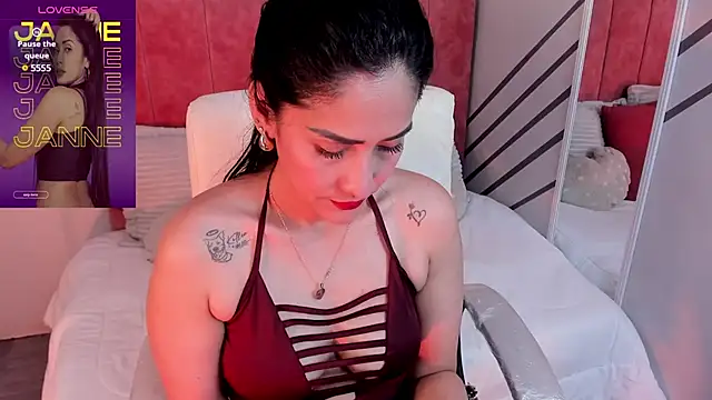 Snapshot of Janne_lee chatting on January 30, 2025, 8:53 pm Janne lee online show from January 30, 2025, 8:53 pm