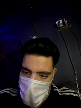 Snapshot of YawlingJingoist chatting on November 26, 2025, 4:18 pm YawlingJingoist online show from November 26, 2025, 4:18 pm