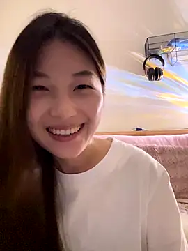 Snapshot of Sweet-Angel999 chatting on January 6, 2026, 6:12 pm Sweet-Angel999 online show from January 6, 2026, 6:12 pm