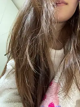 Snapshot of Sweet-Angel999 chatting on December 19, 2025, 3:14 pm Sweet-Angel999 online show from December 19, 2025, 3:14 pm