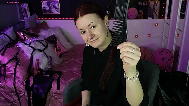 Lily Moonlight online show from February 22, 2026, 7:55 am