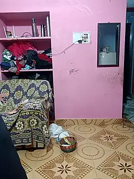 Snapshot of Renuma chatting on October 29, 2025, 4:06 pm Renuma online show from October 29, 2025, 4:06 pm