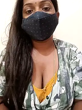 Snapshot of Renuma chatting on February 17, 2025, 3:58 am Renuma online show from February 17, 2025, 3:58 am