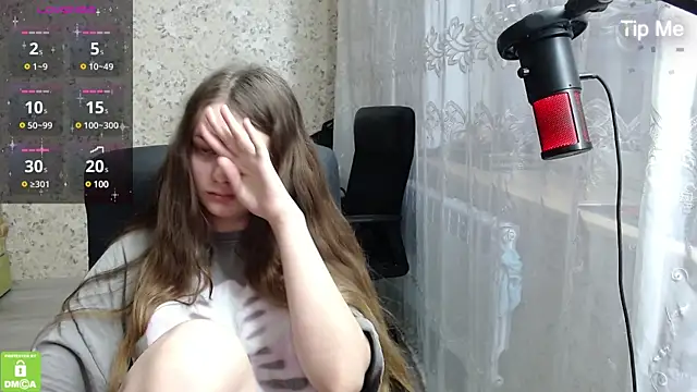 Nana Hot online show from March 19, 2025, 4:24 pm