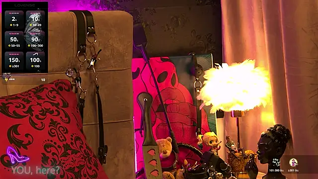 Snapshot of ZoeMesmerize chatting on November 4, 2025, 11:58 am ZoeMesmerize online show from November 4, 2025, 11:58 am