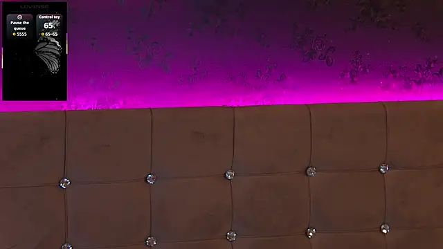 Snapshot of ZoeMesmerize chatting on November 24, 2025, 7:52 am ZoeMesmerize online show from November 24, 2025, 7:52 am