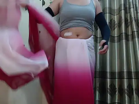 Snapshot of queen_angelina chatting on September 23, 2025, 9:11 pm queen angelina online show from September 23, 2025, 9:11 pm