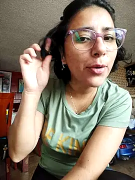 Im Alma  online show from February 28, 2025, 1:03 pm