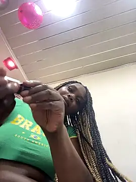 Snapshot of zendaya_wilson chatting on November 19, 2025, 3:06 am zendaya wilson online show from November 19, 2025, 3:06 am