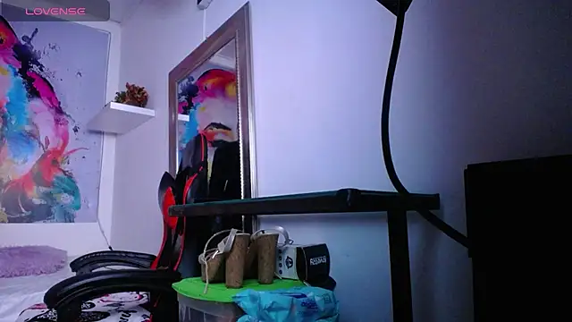 cristal horny19 online show from March 21, 2026, 11:08 pm