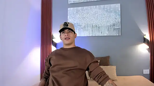 LuciferM Star online show from March 22, 2026, 4:05 am