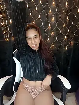 ifeelverywet andhot online show from September 29, 2025, 2:55 pm