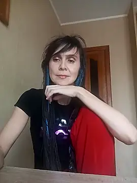 Francenia lolis online show from November 7, 2025, 9:47 am