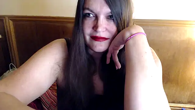 evabella  online show from March 15, 2025, 5:08 am