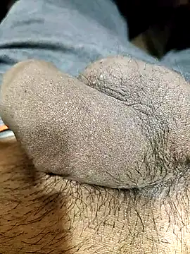 Snapshot of horneylover2024 chatting on March 21, 2025, 3:35 pm horneylover2024 online show from March 21, 2025, 3:35 pm