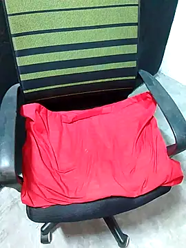 juliya Les online show from February 25, 2025, 1:43 pm