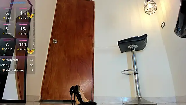 aitana-purple online show from March 21, 2025, 2:50 am