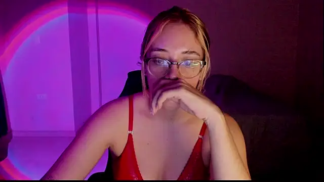 atenas 05  online show from December 4, 2025, 9:41 am