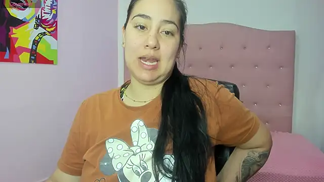 Snapshot of lizzaxs chatting on October 7, 2025, 12:06 pm lizzaxs online show from October 7, 2025, 12:06 pm