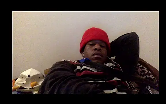 POPAYE972 online show from April 15, 2026, 9:04 pm