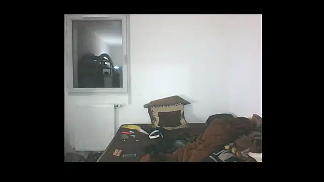 Snapshot of POPAYE972 chatting on February 11, 2025, 5:50 pm POPAYE972 online show from February 11, 2025, 5:50 pm