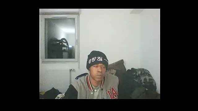 Snapshot of POPAYE972 chatting on January 30, 2025, 8:53 pm POPAYE972 online show from January 30, 2025, 8:53 pm