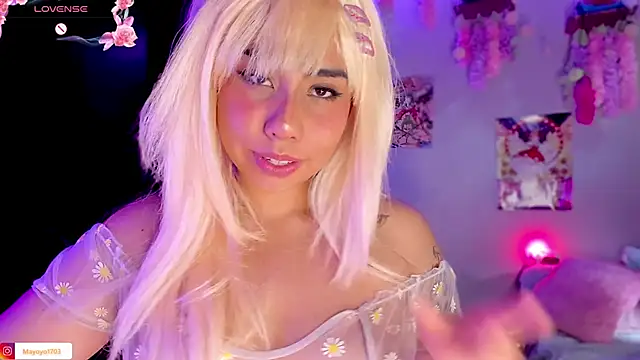 Snapshot of kiki_cavilll chatting on March 22, 2025, 3:53 pm kiki cavilll online show from March 22, 2025, 3:53 pm