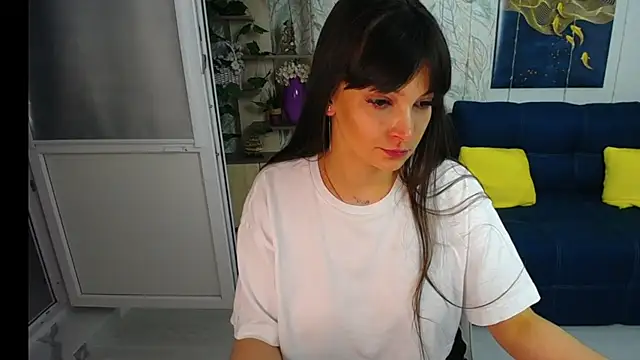 Snapshot of GoldenLadyyy chatting on March 8, 2025, 10:22 am GoldenLadyyy online show from March 8, 2025, 10:22 am