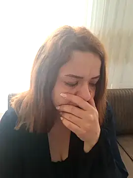 Snapshot of cansuozell chatting on January 9, 2026, 5:58 am cansuozell online show from January 9, 2026, 5:58 am