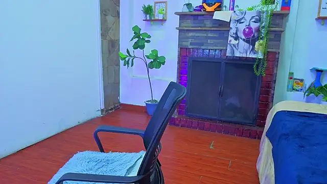 dulce celeste15 online show from March 25, 2026, 1:54 pm