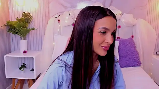 Snapshot of Carohorny4u chatting on September 19, 2025, 12:31 pm Carohorny4u online show from September 19, 2025, 12:31 pm