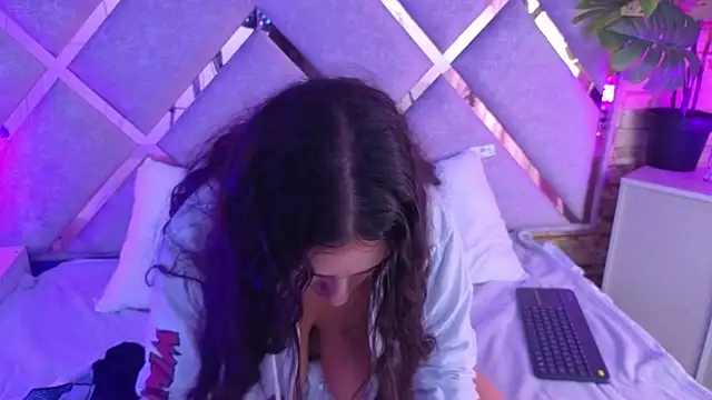 paulette dupont online show from March 22, 2026, 3:21 am