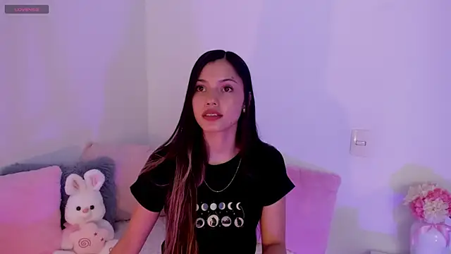 Snapshot of Brisa_blue chatting on May 14, 2026, 7:44 pm Brisa blue online show from May 14, 2026, 7:44 pm