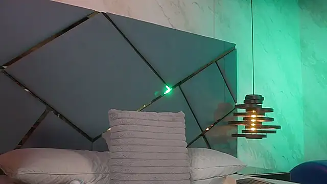 Snapshot of ammy_durand chatting on October 20, 2025, 7:36 pm ammy durand online show from October 20, 2025, 7:36 pm