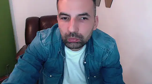 Leo 1617 online show from March 11, 2025, 4:51 pm