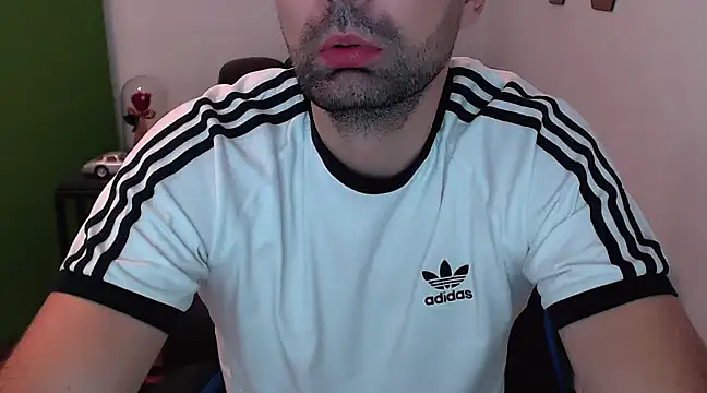 Leo 1617 online show from December 1, 2024, 7:08 pm