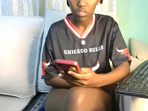 Snapshot of Caryyyl chatting on October 31, 2025, 7:38 am Caryyyl online show from October 31, 2025, 7:38 am