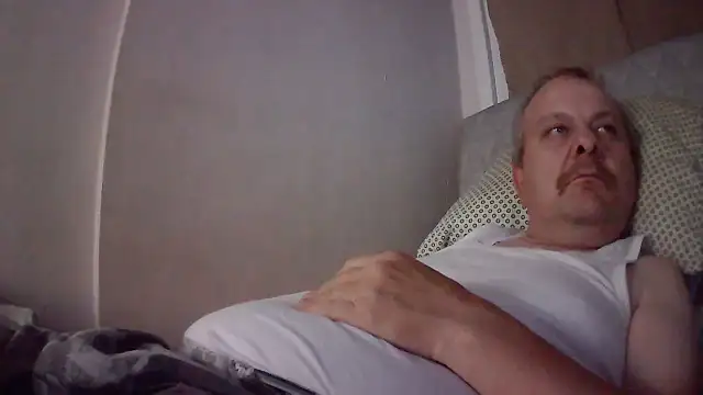 amylrmm1903 online show from September 12, 2025, 9:47 pm