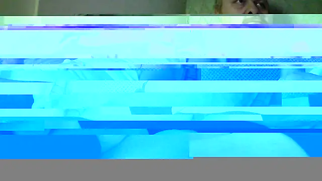 Snapshot of amylrmm1903 chatting on December 18, 2025, 2:43 pm amylrmm1903 online show from December 18, 2025, 2:43 pm