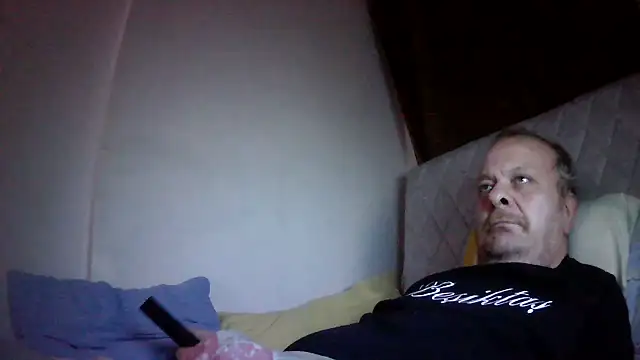 Snapshot of amylrmm1903 chatting on July 27, 2026, 9:22 pm amylrmm1903 online show from July 27, 2026, 9:22 pm