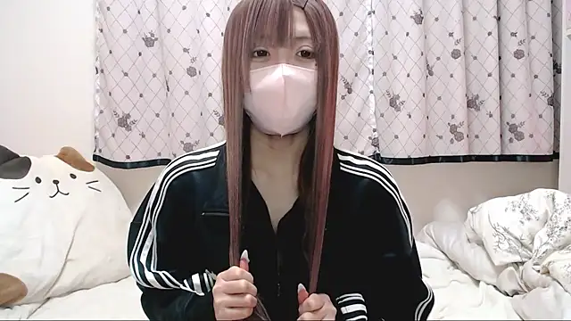  hiyor  online show from December 20, 2025, 6:11 pm