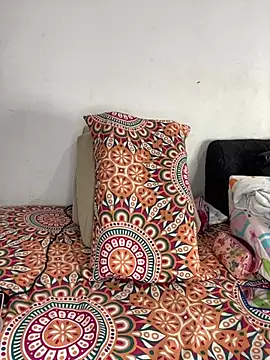 Nadia-melej online show from January 11, 2026, 3:52 pm