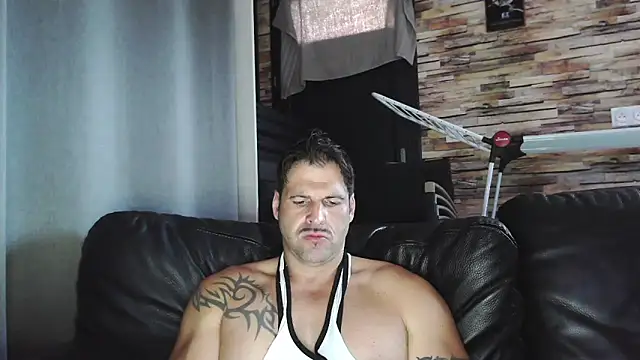 Snapshot of XxBigboybandxX chatting on October 27, 2025, 12:50 pm XxBigboybandxX online show from October 27, 2025, 12:50 pm