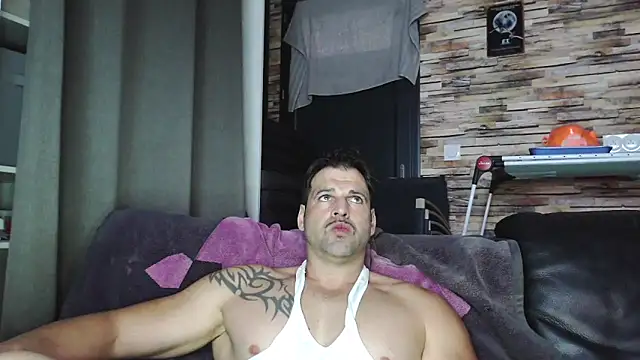 Snapshot of XxBigboybandxX chatting on November 14, 2025, 7:23 am XxBigboybandxX online show from November 14, 2025, 7:23 am