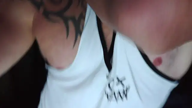 Snapshot of XxBigboybandxX chatting on October 10, 2025, 6:20 pm XxBigboybandxX online show from October 10, 2025, 6:20 pm