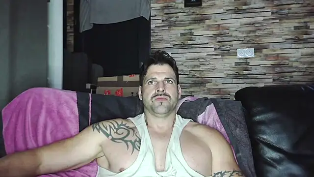 XxBigboybandxX online show from February 10, 2026, 5:23 pm