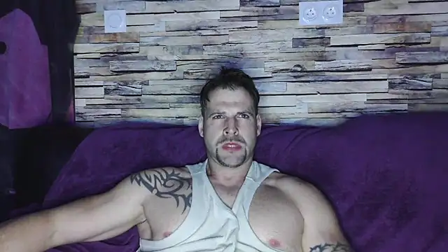 Snapshot of XxBigboybandxX chatting on March 12, 2025, 7:36 pm XxBigboybandxX online show from March 12, 2025, 7:36 pm